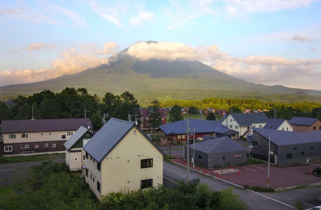 Trailside Apartments Niseko Куття Екстер'єр фото